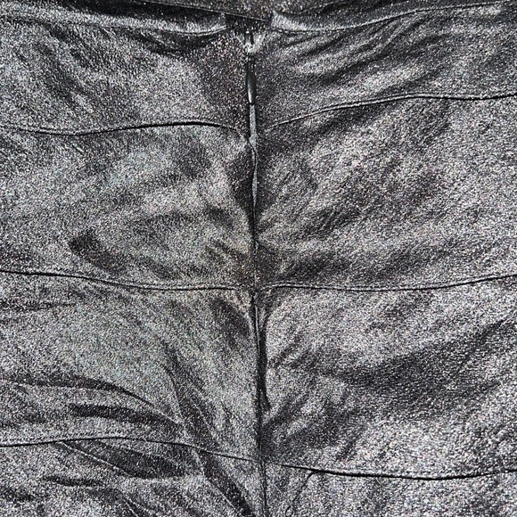 Adrianna Papell Evening Essentials black shimmering tiered skirt Sz 16 NWT - Picture 7 of 7